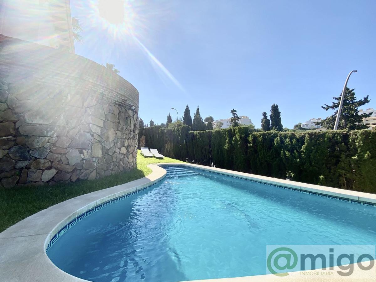 Venta de villa en Riviera del Sol