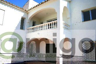 Venta de villa en Coín