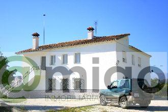 Venta de villa en Coín