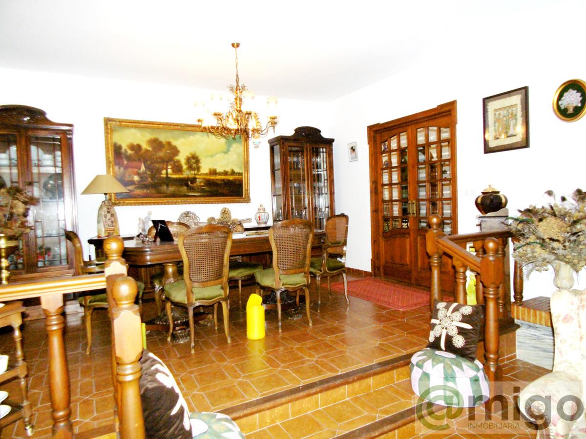 Venta de villa en Coín