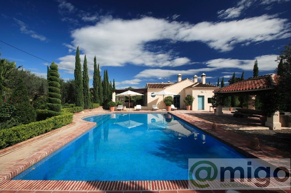 Venta de villa en Coín