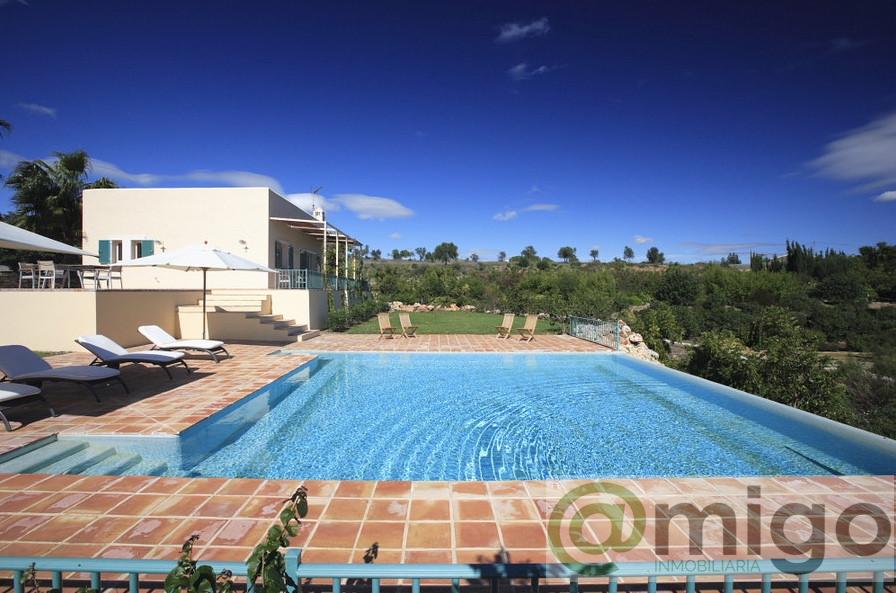 Venta de villa en Coín