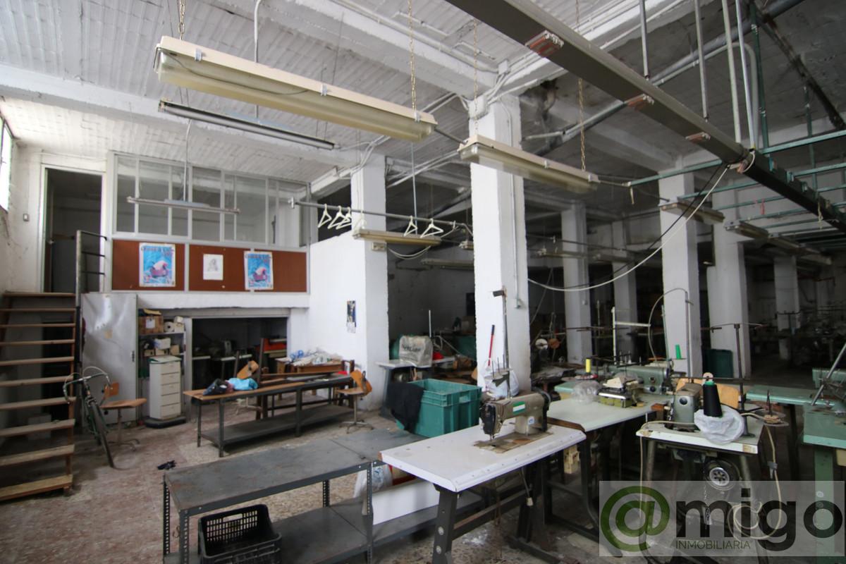 For sale of commercial in Coín