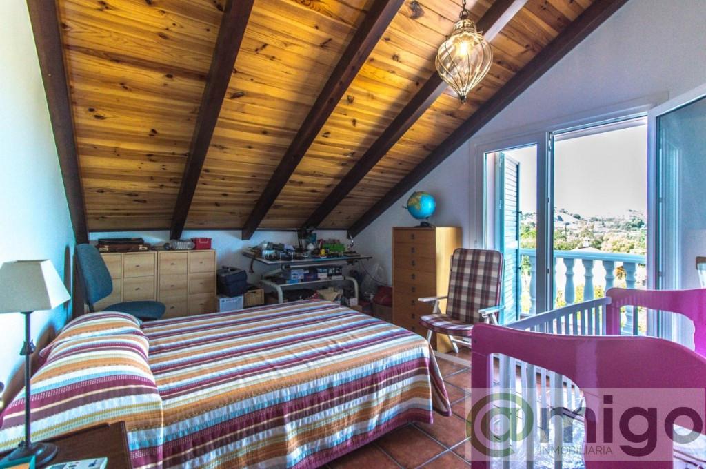 Venta de villa en Coín