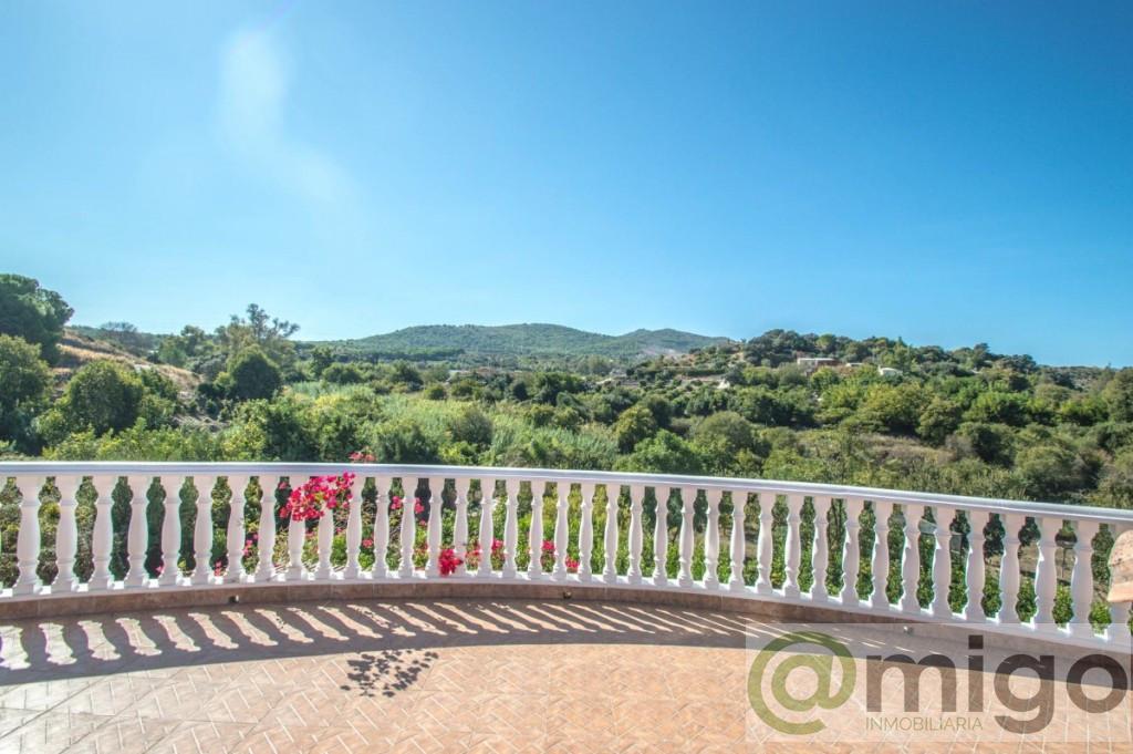 Venta de villa en Coín