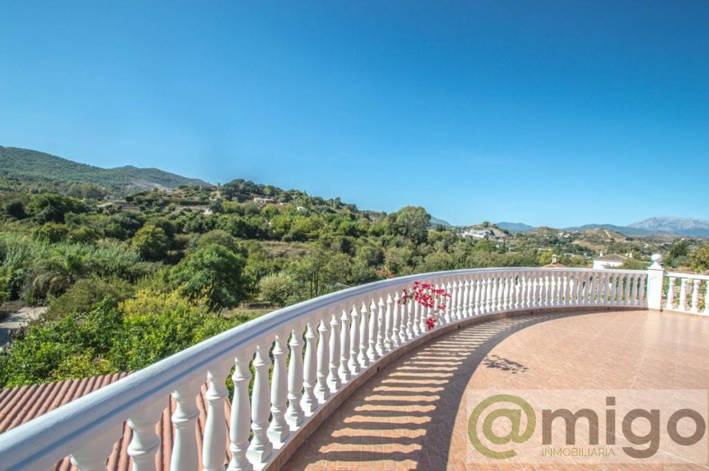 Venta de villa en Coín