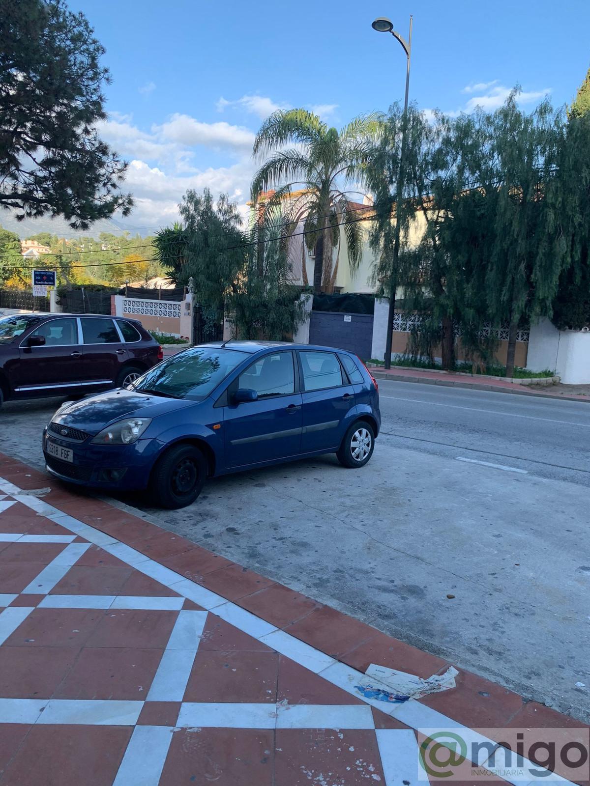 Venta de local en Marbella