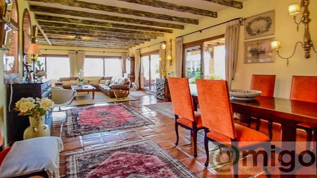 Venta de villa en Coín