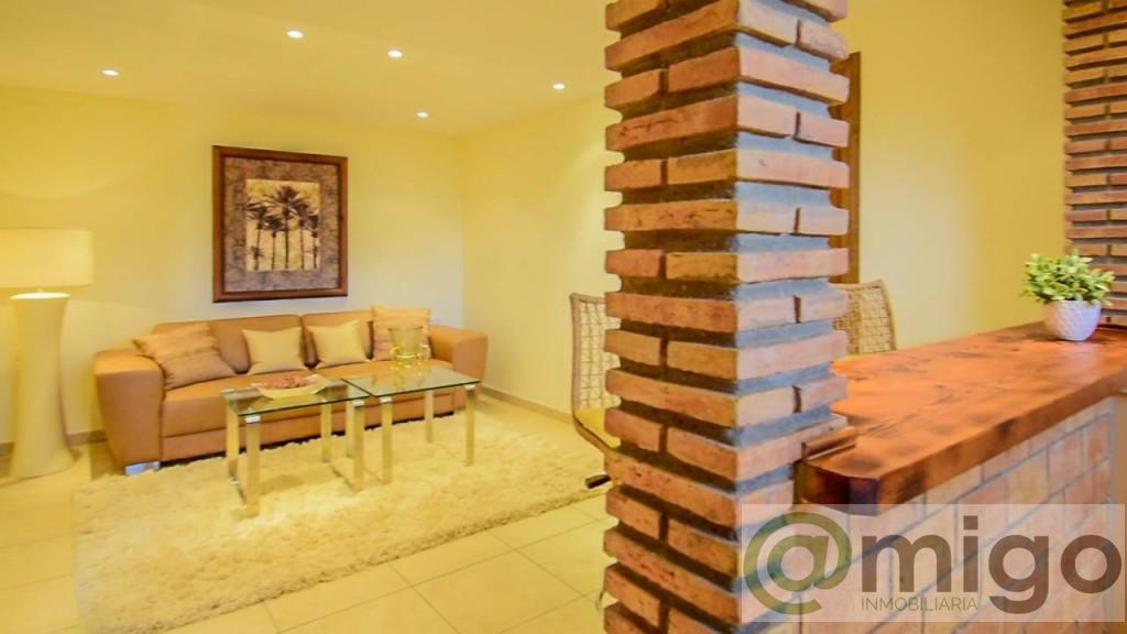 Venta de villa en Coín