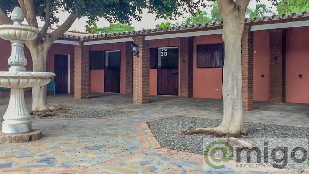 Venta de villa en Coín