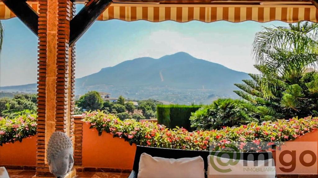 Venta de villa en Coín