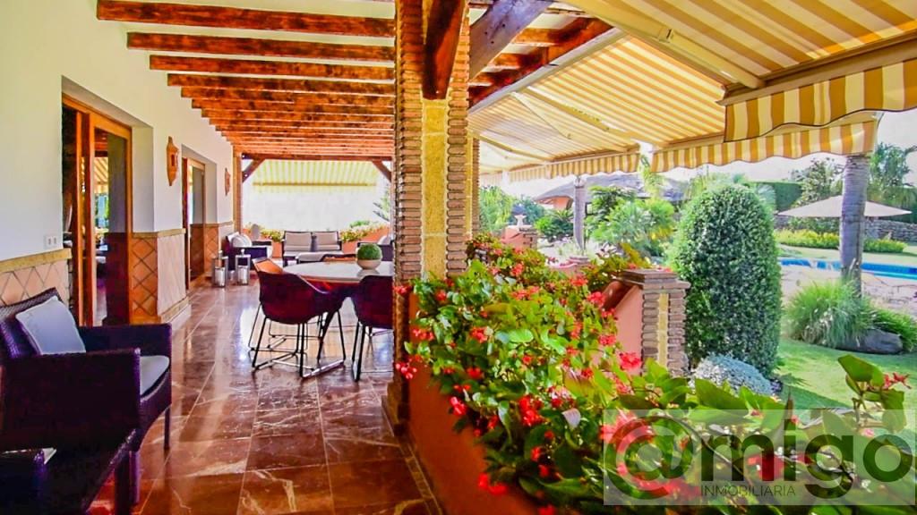 Venta de villa en Coín