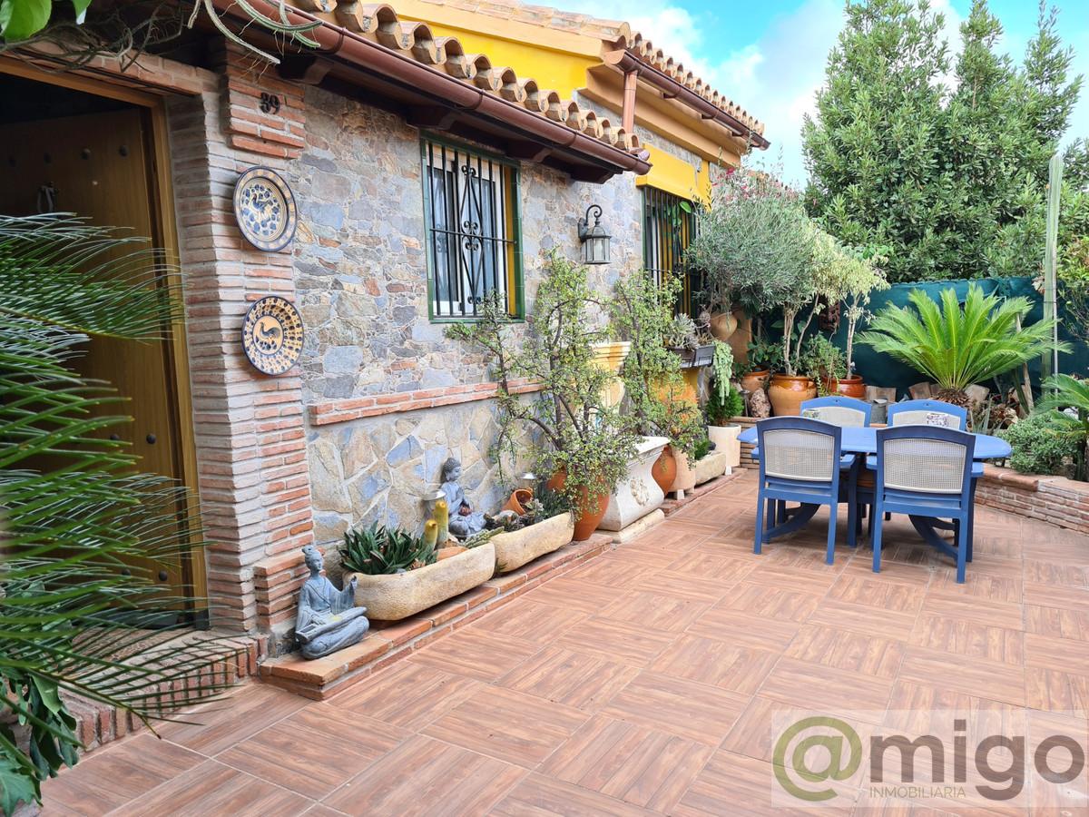 Venta de villa en Coín