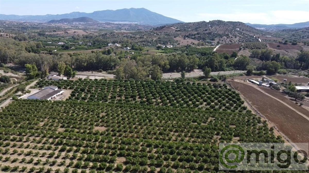 Venta de terreno en Coín