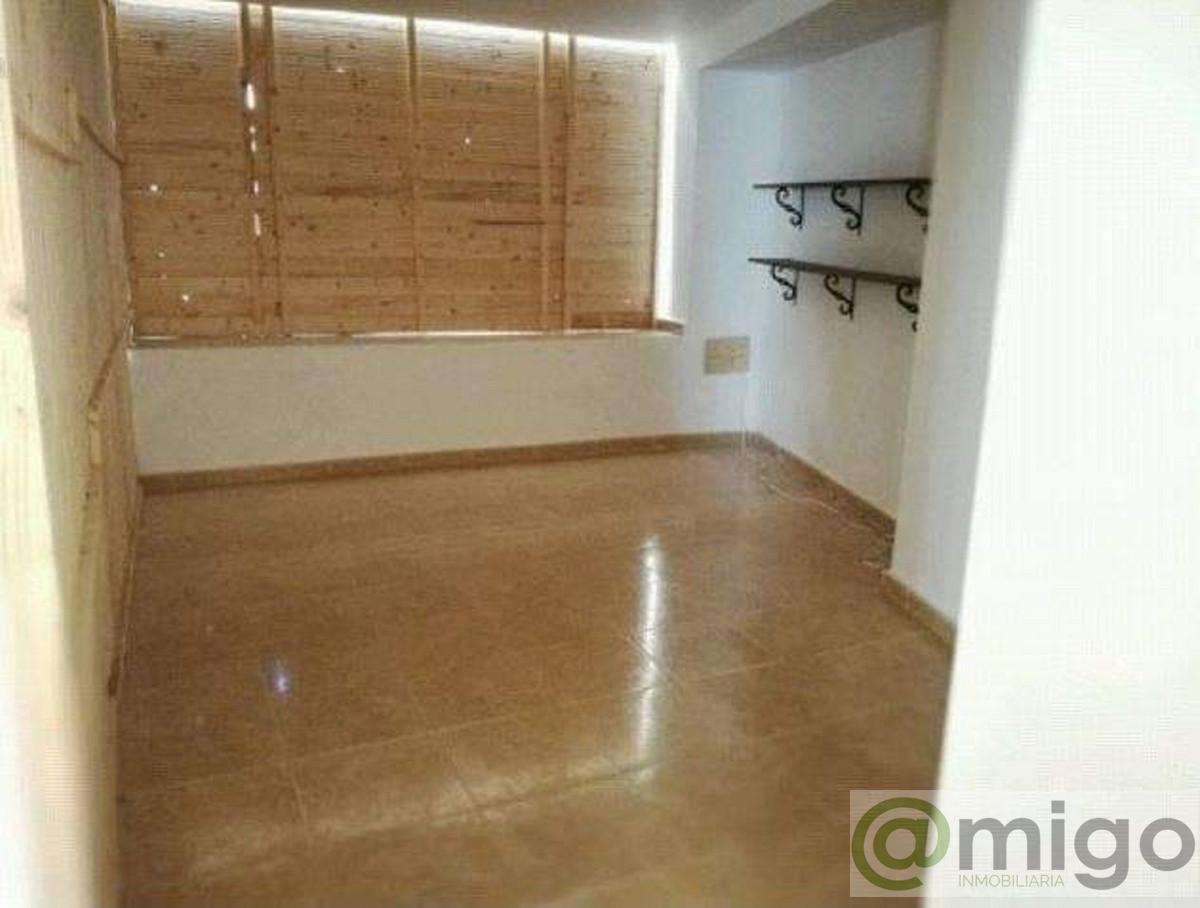 For sale of commercial in Coín