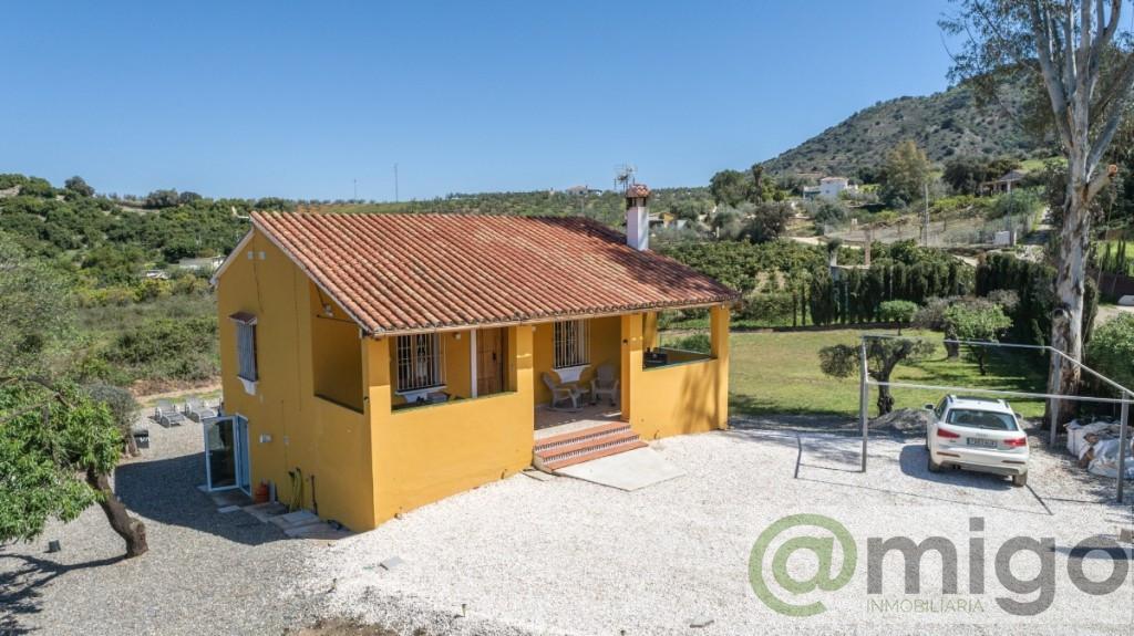 Venta de villa en Coín