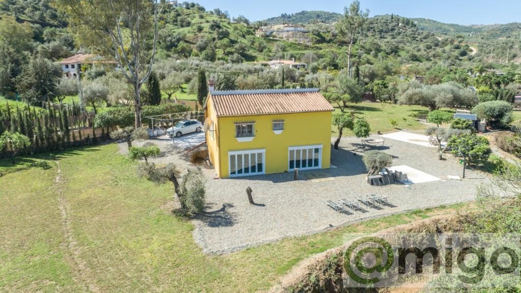 Venta de villa en Coín