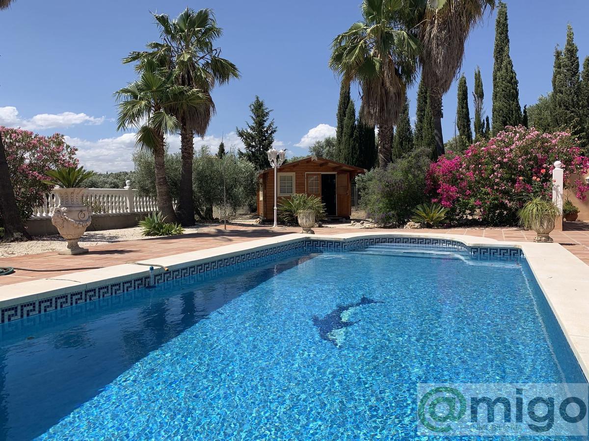 Venta de villa en Coín