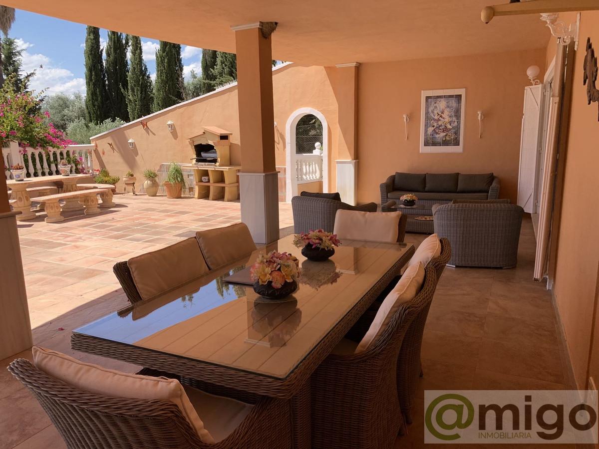 Venta de villa en Coín