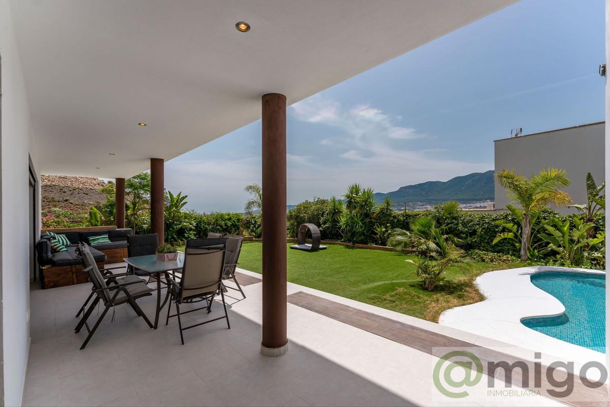 Venta de villa en Coín