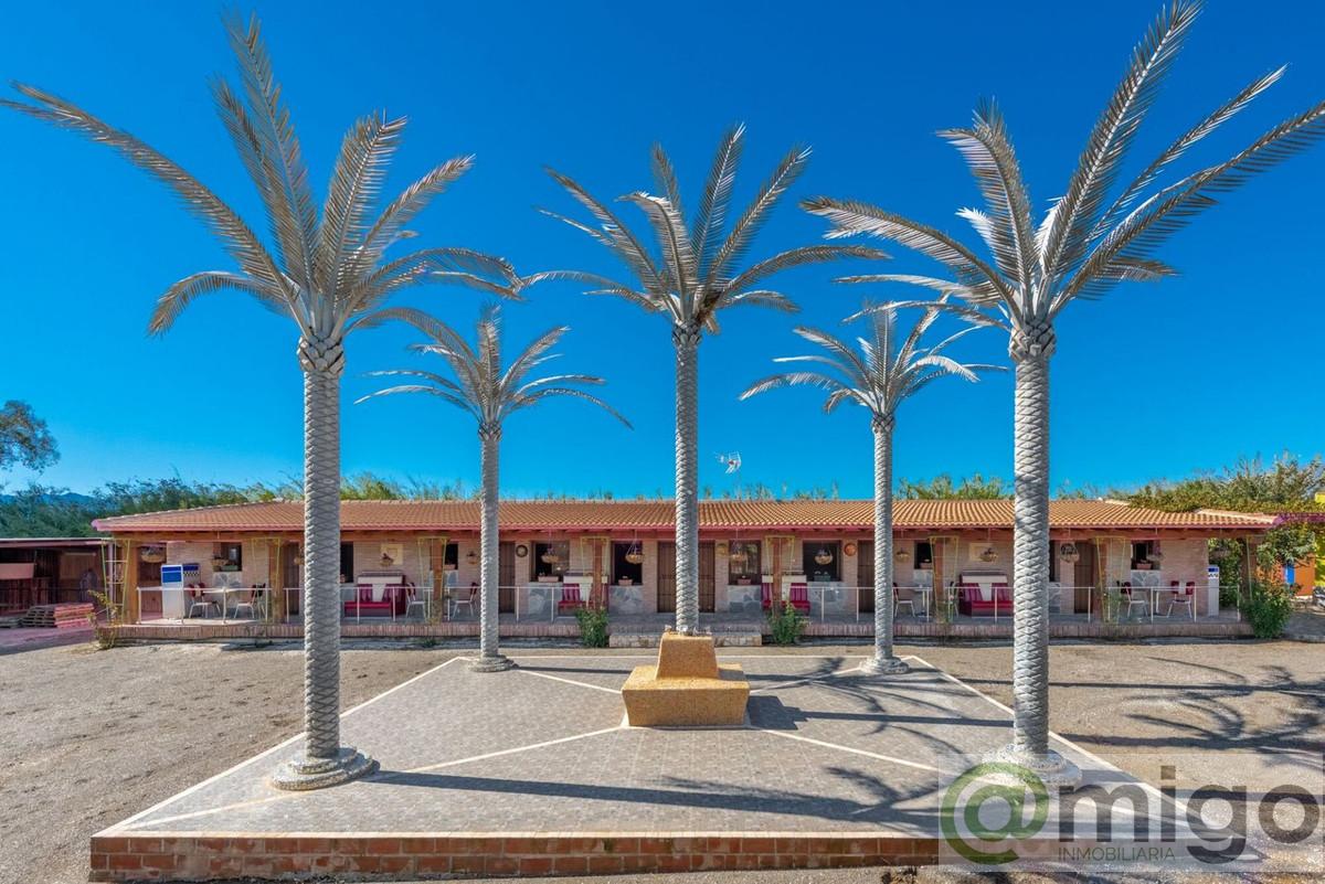 Venta de local en Coín