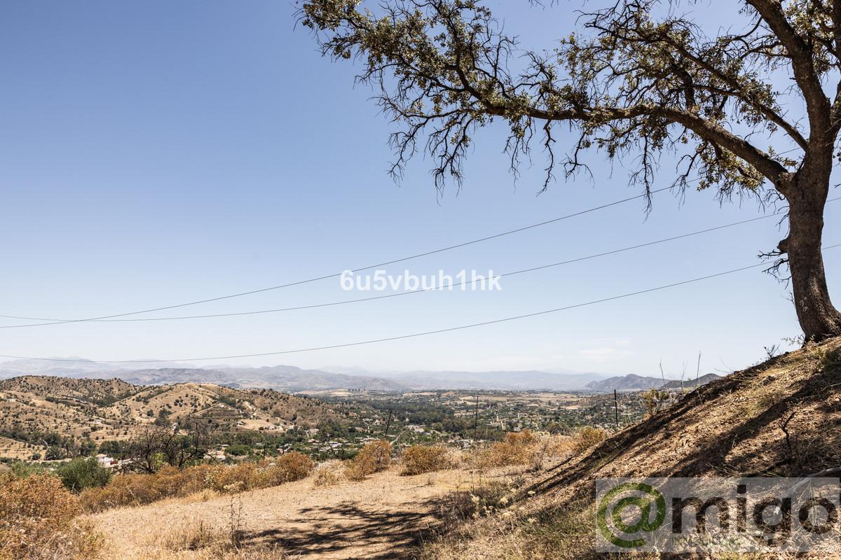 Venta de terreno en Coín