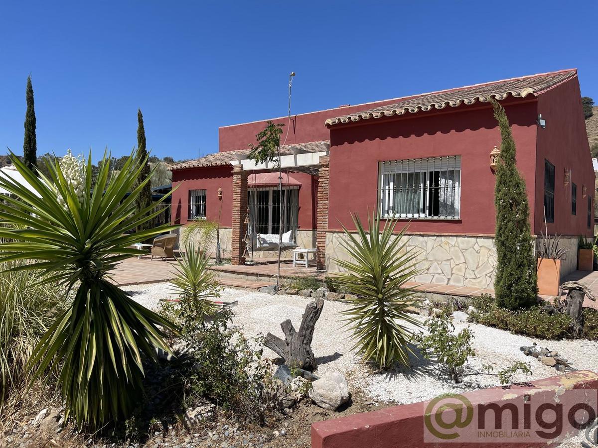For sale of villa in Coín