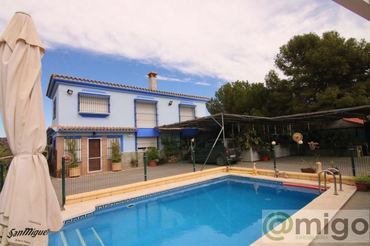 Venta de villa en Coín
