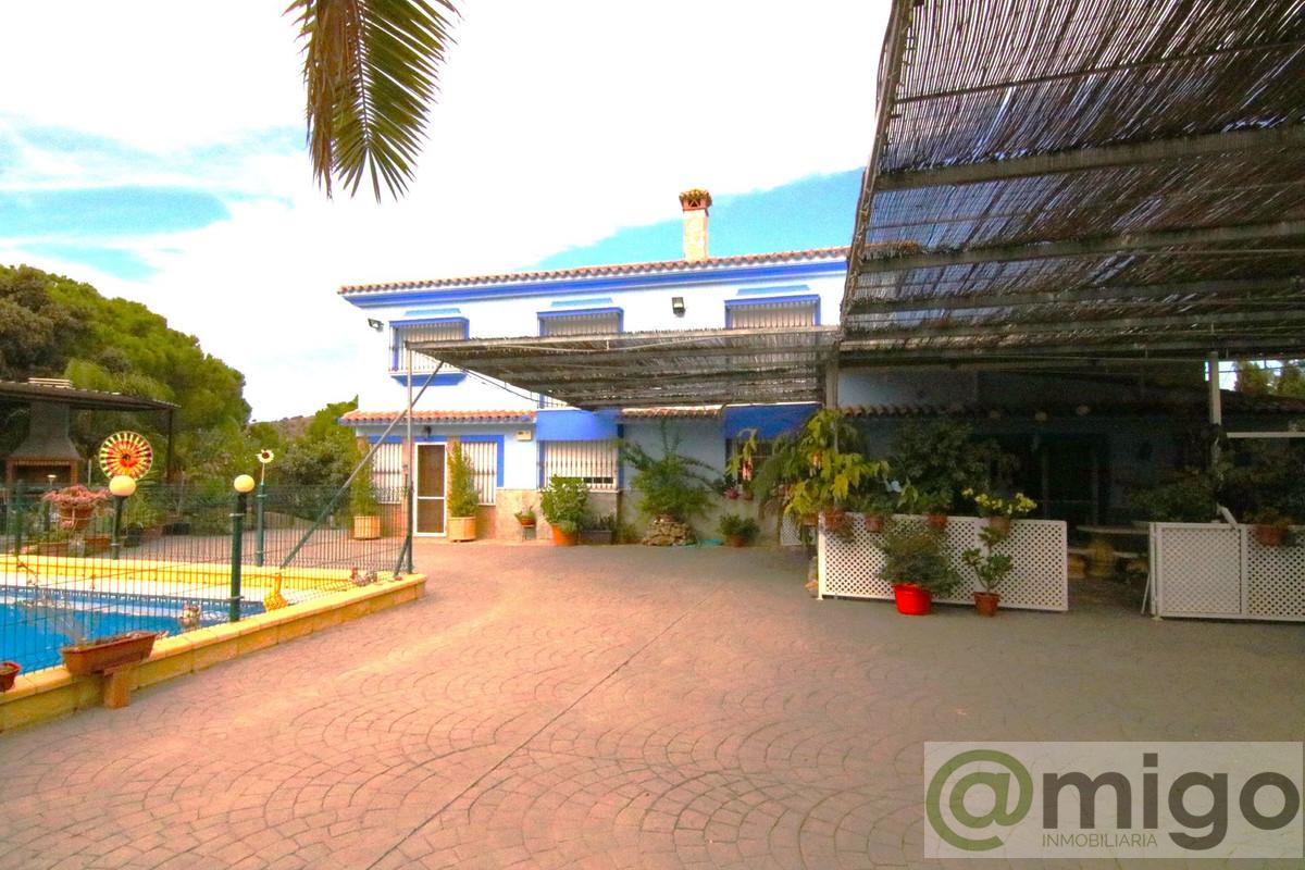Venta de villa en Coín