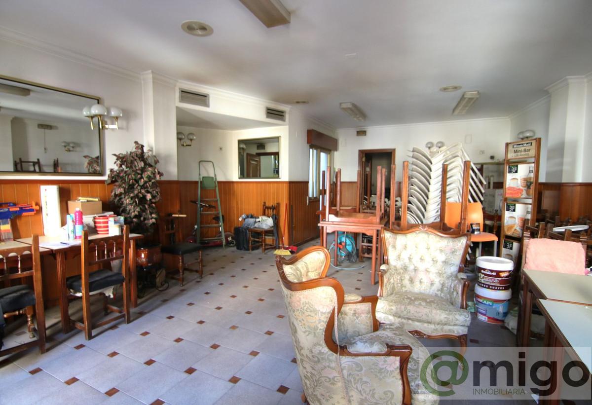 Venta de local en Coín