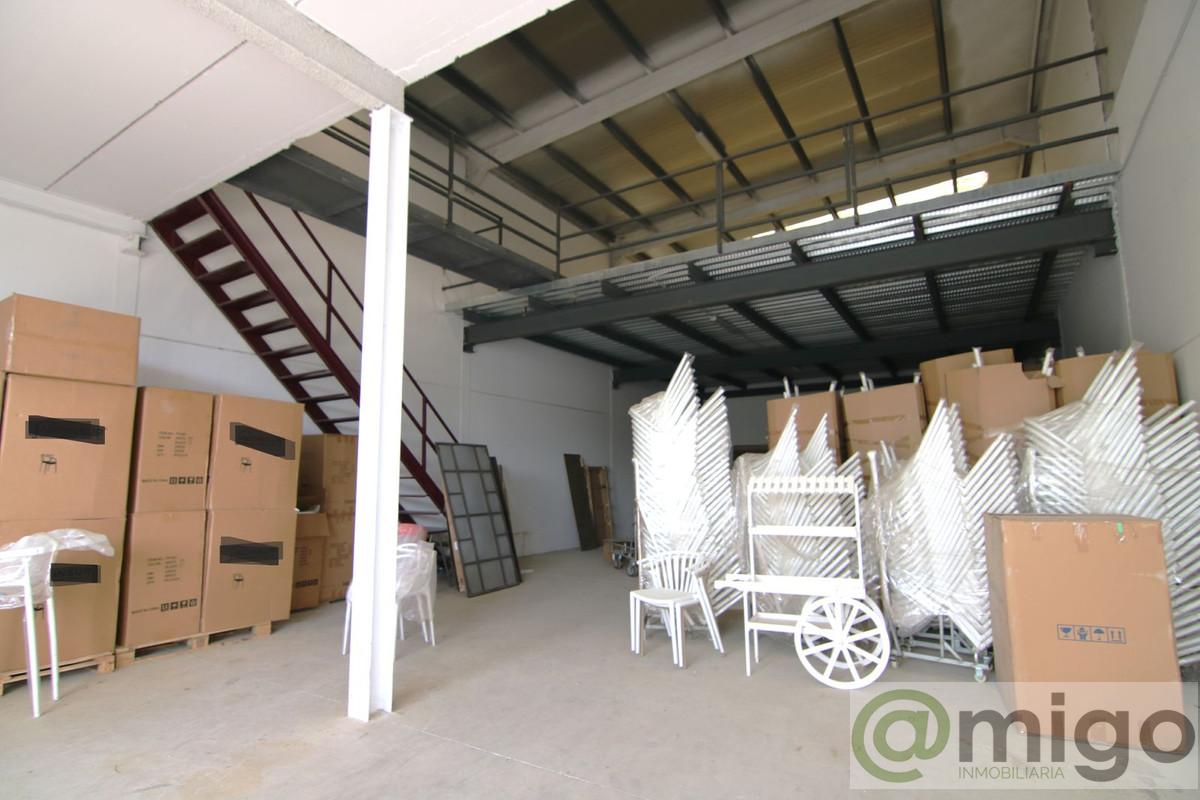 Venta de local en Coín