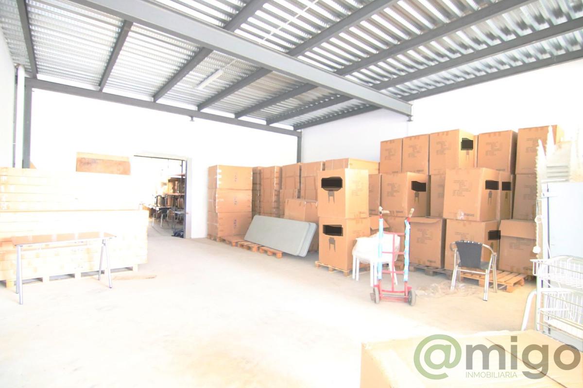 Venta de local en Coín