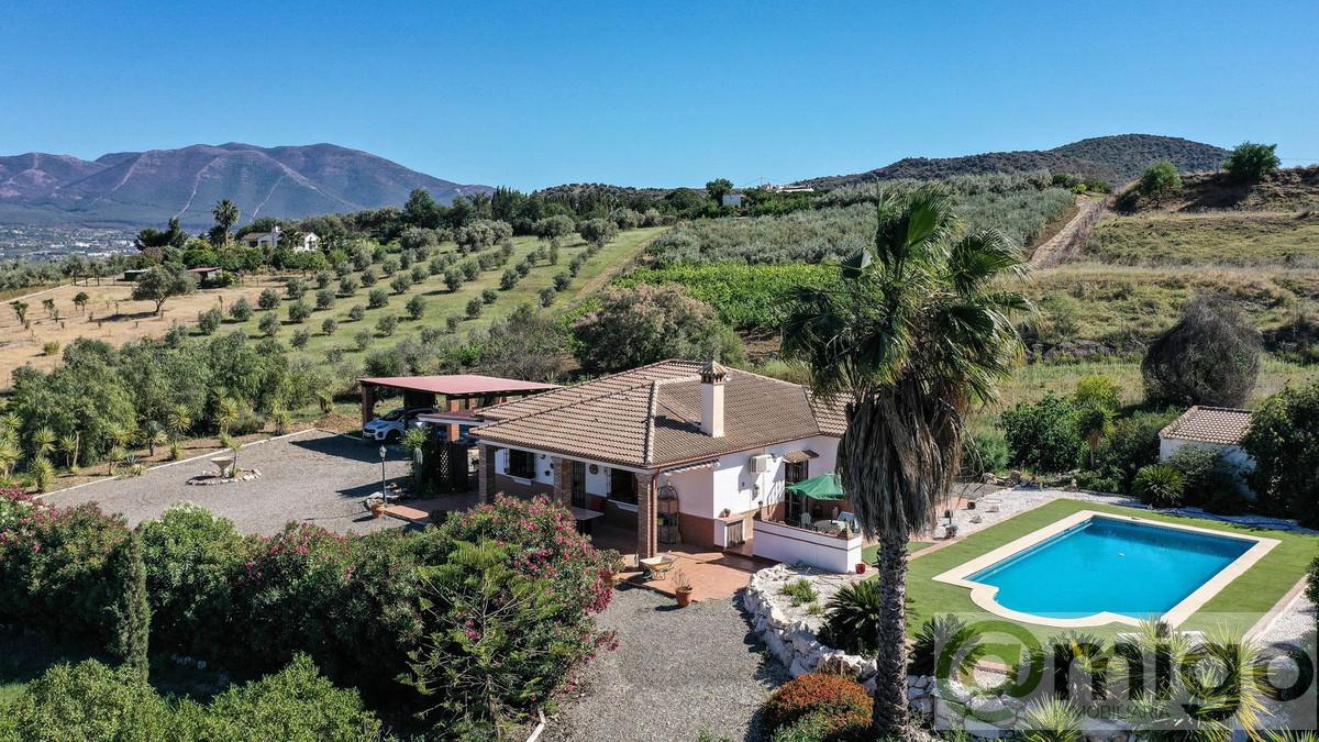 Venta de villa en Coín