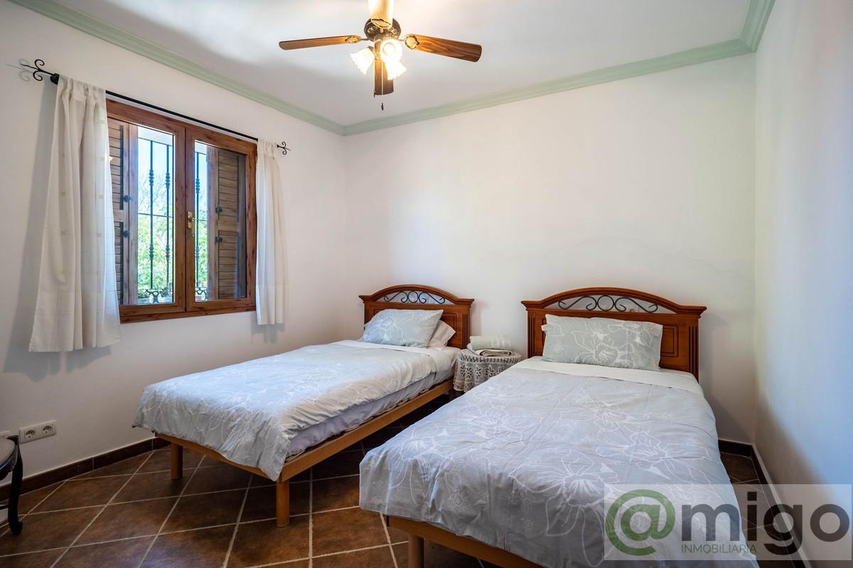 Venta de villa en Coín