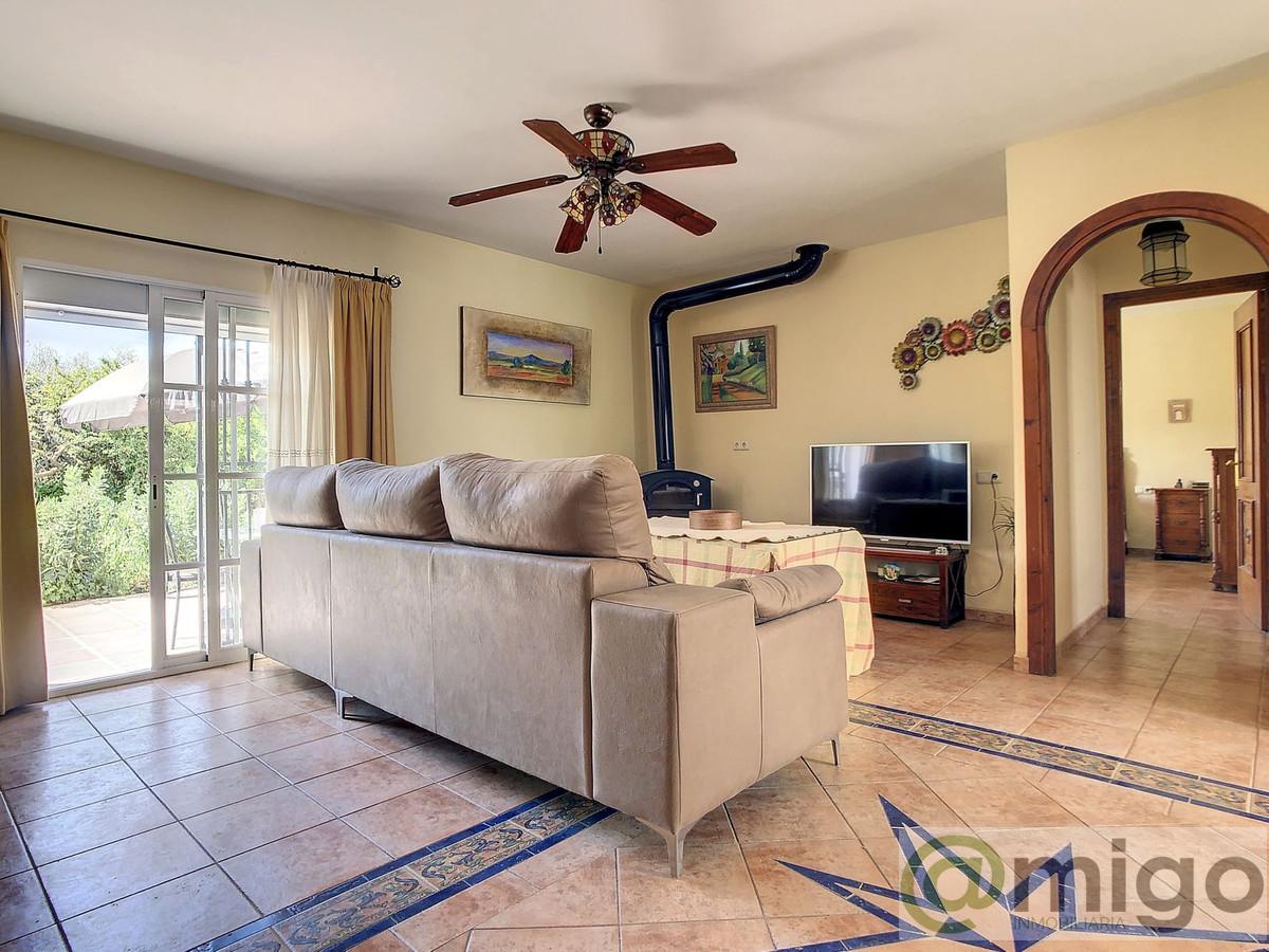 Venta de villa en Coín