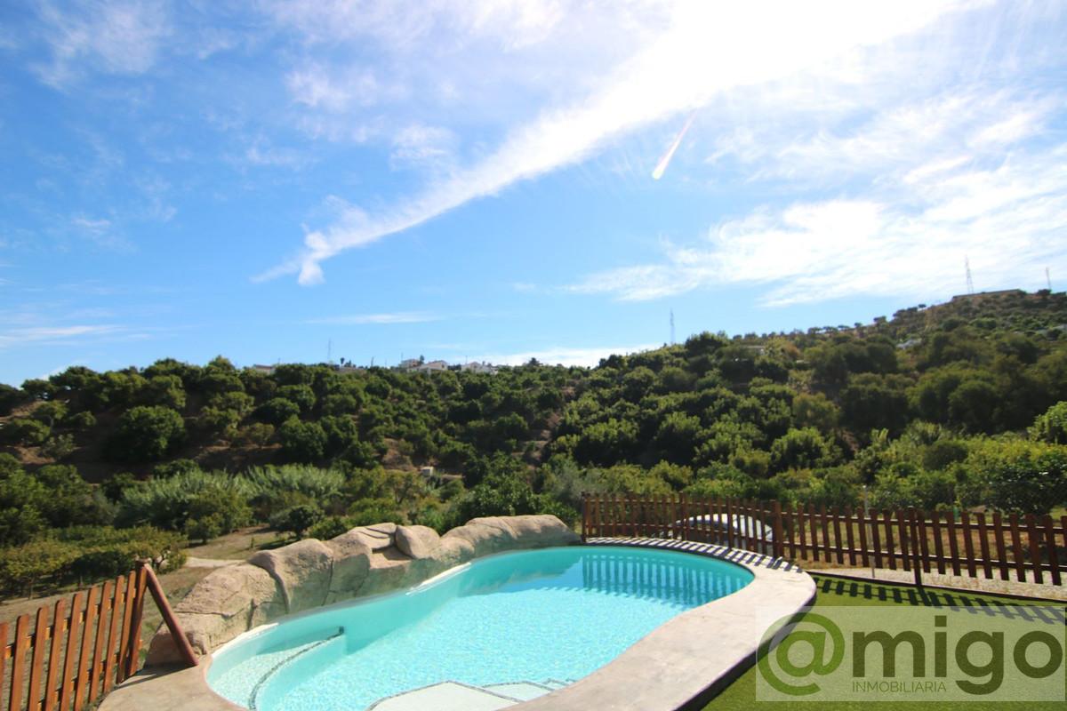 For sale of villa in Coín