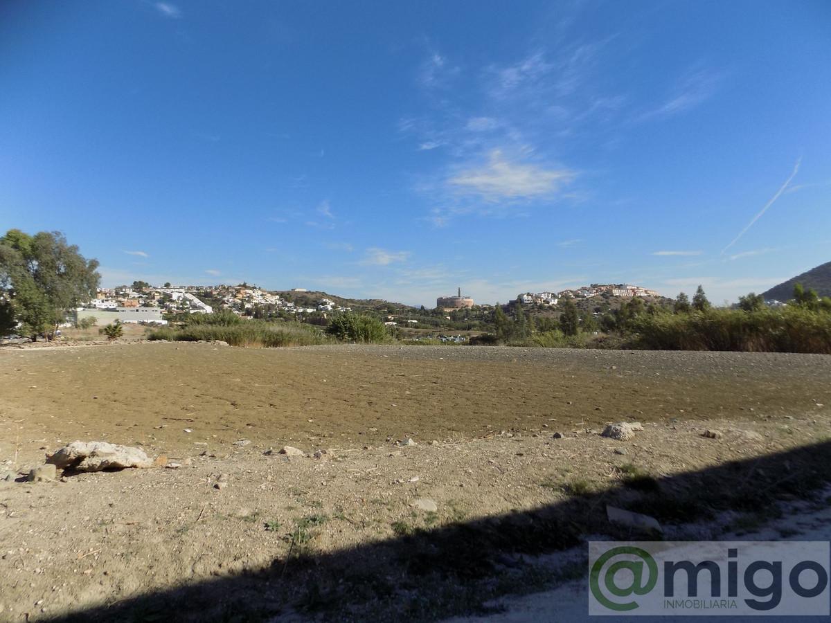 Venta de terreno en Coín