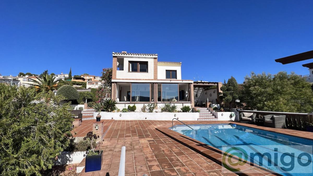 Venta de villa en Coín