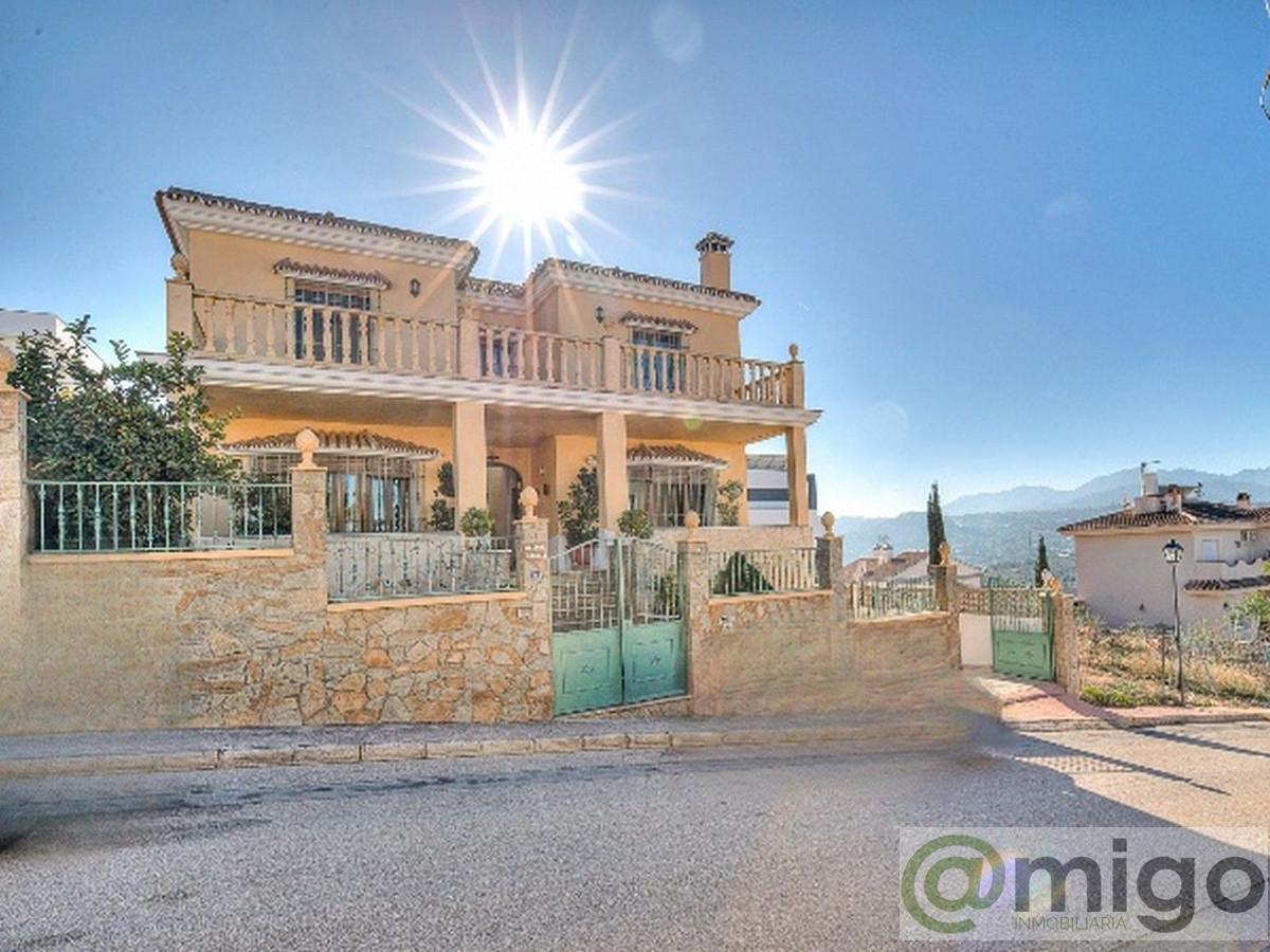 Venta de villa en Coín