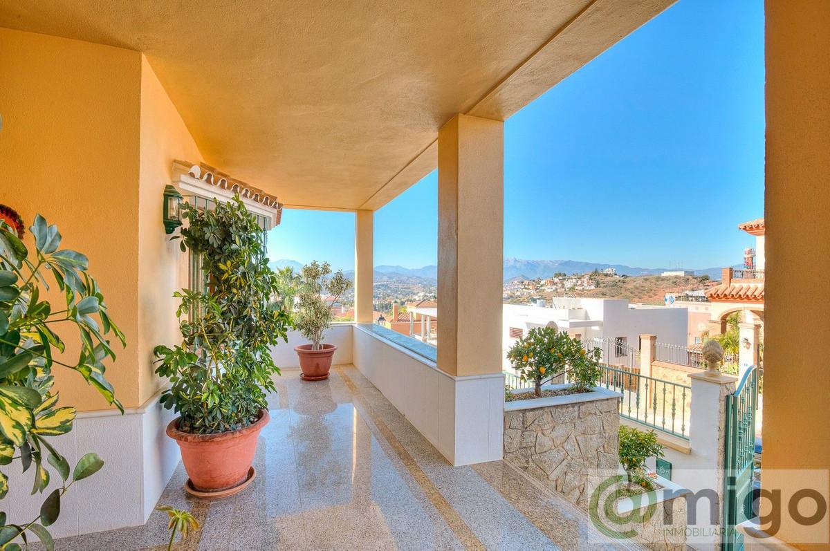 Venta de villa en Coín