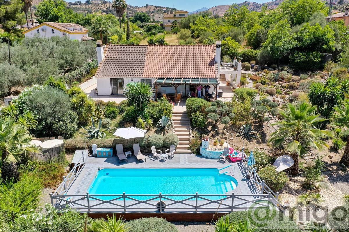 Venta de villa en Coín