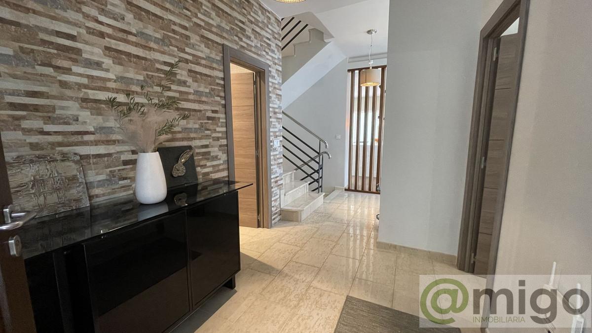 Venta de villa en Coín