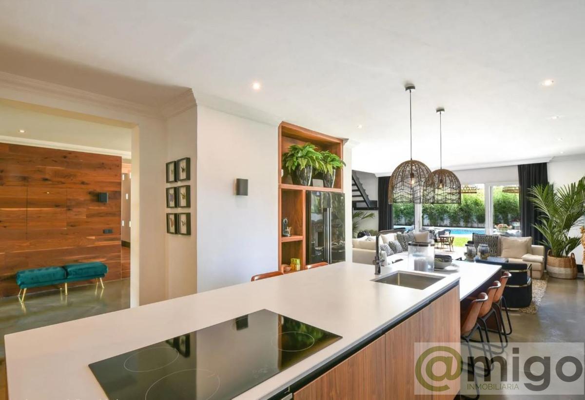 For sale of villa in Marbesa