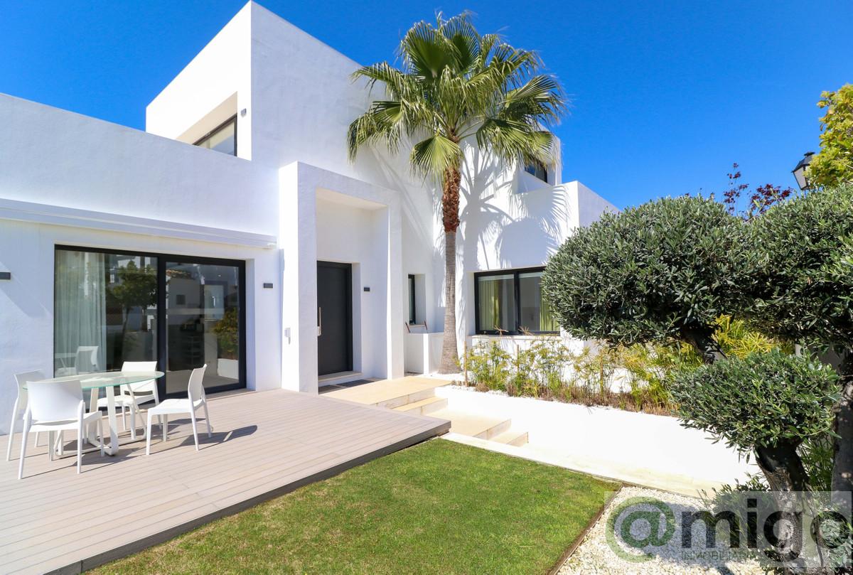 For sale of villa in El Paraiso