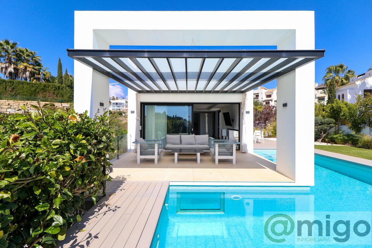 For sale of villa in El Paraiso
