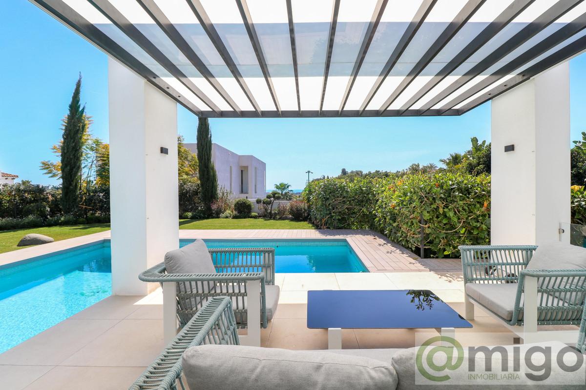 For sale of villa in El Paraiso