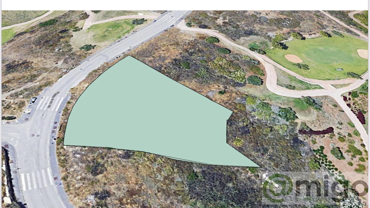 Venta de terreno en Selwo