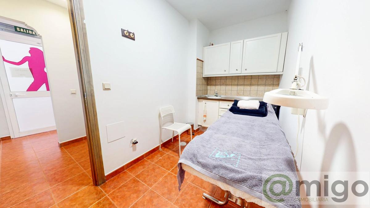 Venta de local en Marbella