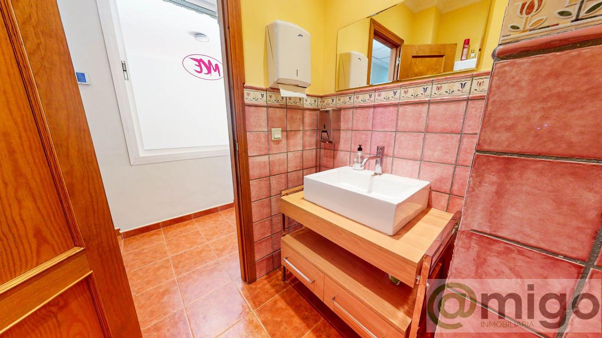 Venta de local en Marbella