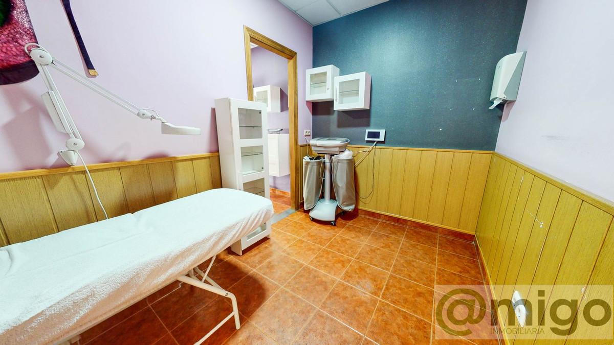 Venta de local en Marbella